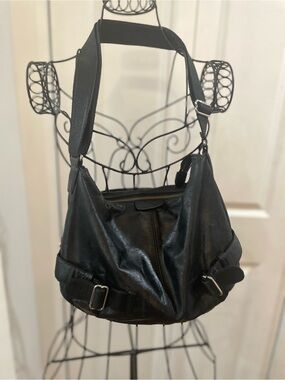 RUDSAK Black Leather Shoulder Hobo